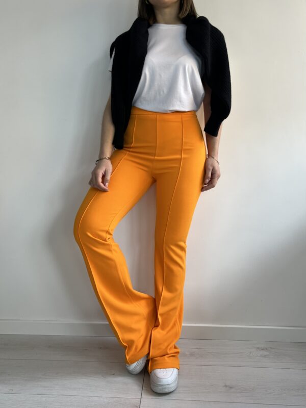 PANTALONE COZY ARANCIO